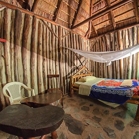 Dave The Cave Eco Lodge And Cultural Campsite Rubirizi Exterior foto